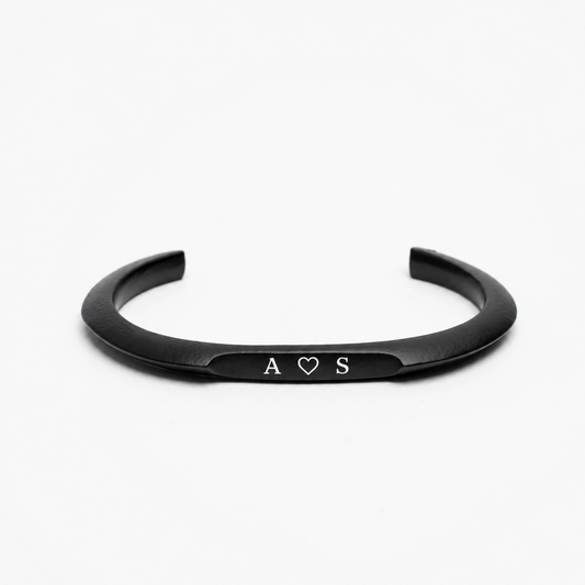Memo Edge Cuff - Black