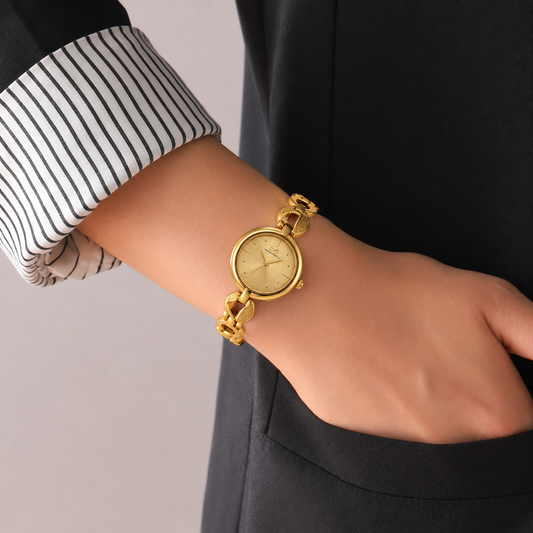 Elegant Gold Women's Bracelet Analog Watch