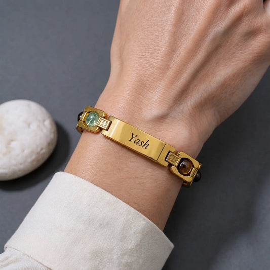 Edge Stone Rakhi - Gold